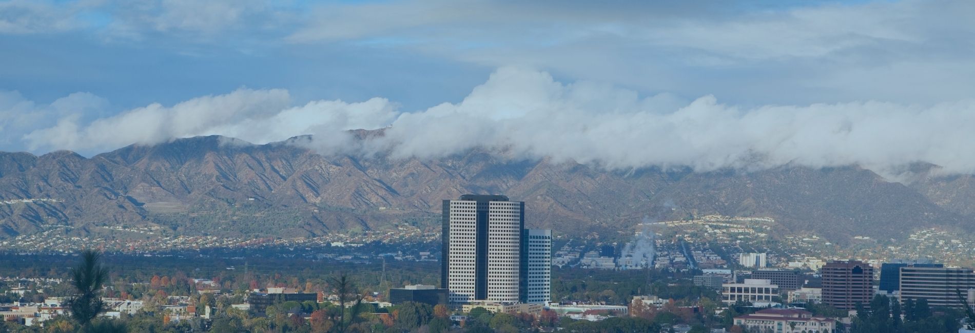 4 Hotels with Park Stay Fly Packages Near BUR Airport