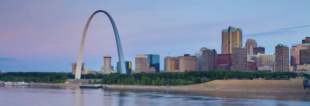 21 Hotels with Park Stay Fly Packages Near STL Airport