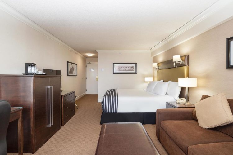 Sandman Signature Vancouver Airport Hotel & Resort , BC V6X 2M9 near Vancouver International Airport View Point 3