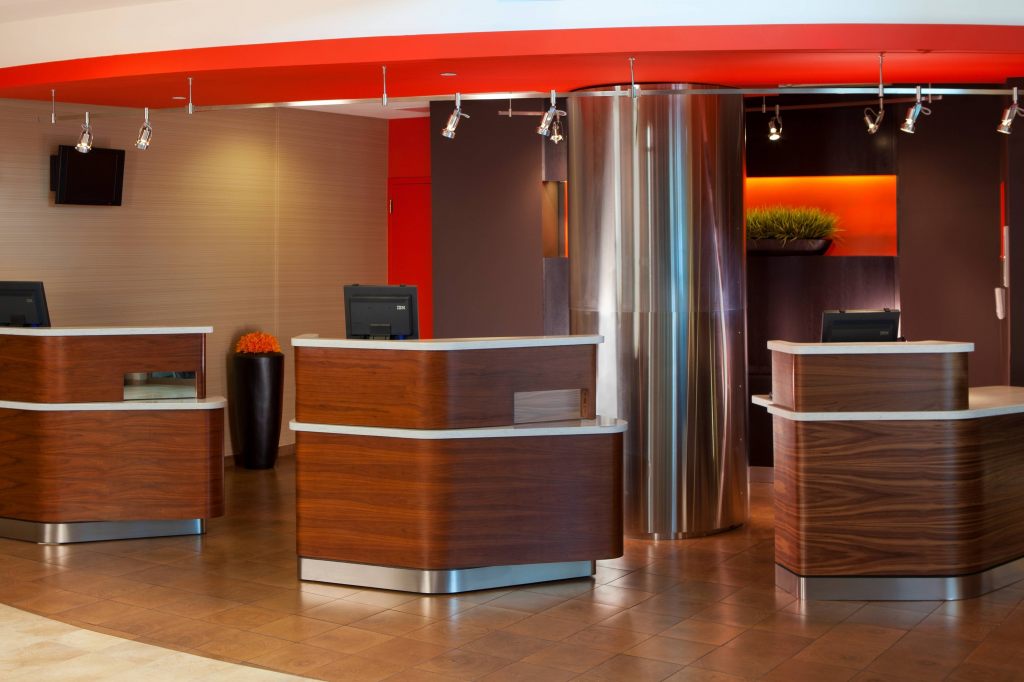 Courtyard by Marriott Arlington Crystal City/Reagan National Airport , VA 22202 near Ronald Reagan Washington National Airport View Point 10