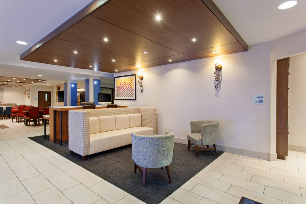 Holiday Inn Express & Suites Oakland - Airport, an IHG Hotel , CA 94603 near Oakland International Airport View Point 6
