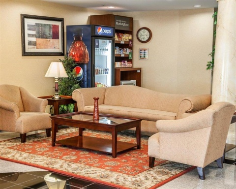 Comfort Suites near Indianapolis Airport , IN 46241 near Indianapolis International Airport View Point 10