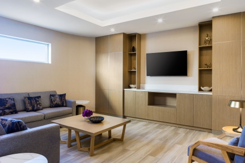 Delta Hotels by Marriott Ontario Airport , CA 91761 near Ontario International Airport View Point 15