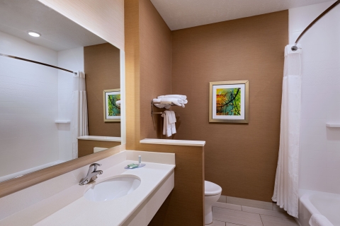 Fairfield Inn and Suites by Marriott Lincoln Airport , NE 68521 near Lincoln Airport View Point 15