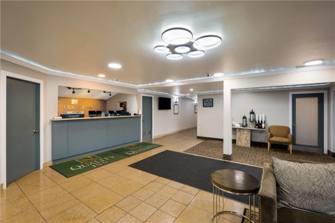Quality Inn SeaTac Airport-Seattle , WA 98188 near Seattle-tacoma International Airport View Point 3