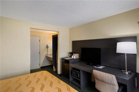 Quality Inn SeaTac Airport-Seattle , WA 98188 near Seattle-tacoma International Airport View Point 23