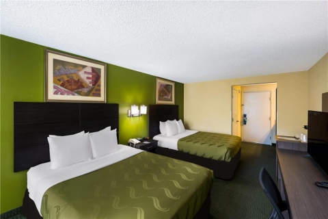 Quality Inn SeaTac Airport-Seattle , WA 98188 near Seattle-tacoma International Airport View Point 9