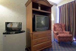 Travelodge Milwaukee formerly the Milwaukee Airport Inn , WI 53221 near General Mitchell International Airport View Point 7