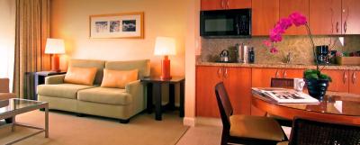Hotel Amarano Burbank , CA 91505 near Hollywood Burbank Airport View Point 2