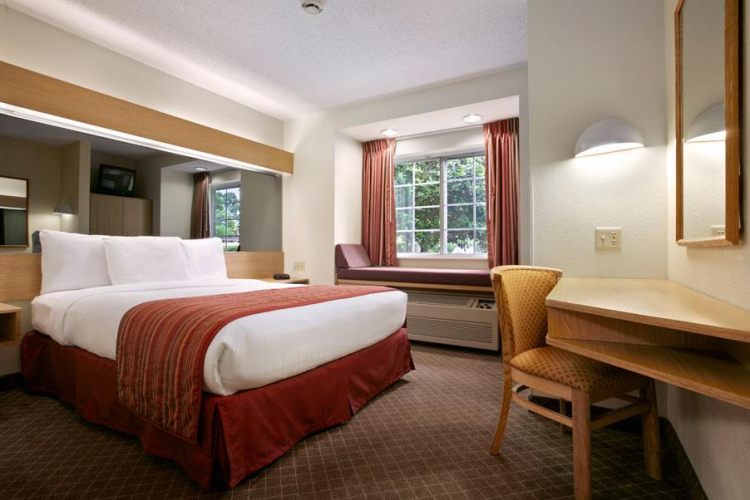 Microtel Inn By Wyndham Charlotte Airport , NC 28208 near Charlotte/douglas International Airport View Point 2