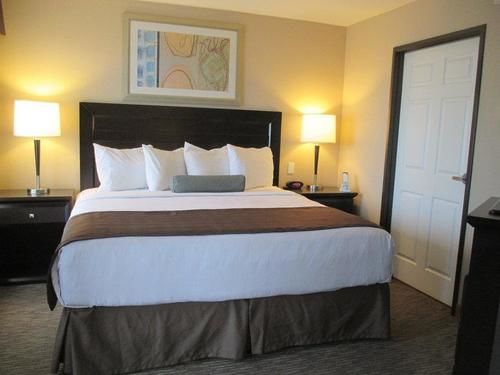 Best Western Plus St. Rose Pkwy/Las Vegas South Hotel , NV 89015 near Mccarran International Airport View Point 3