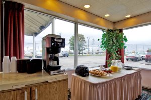 Travelodge Cleveland Airport  , OH 44142 near Cleveland Hopkins International Airport View Point 4