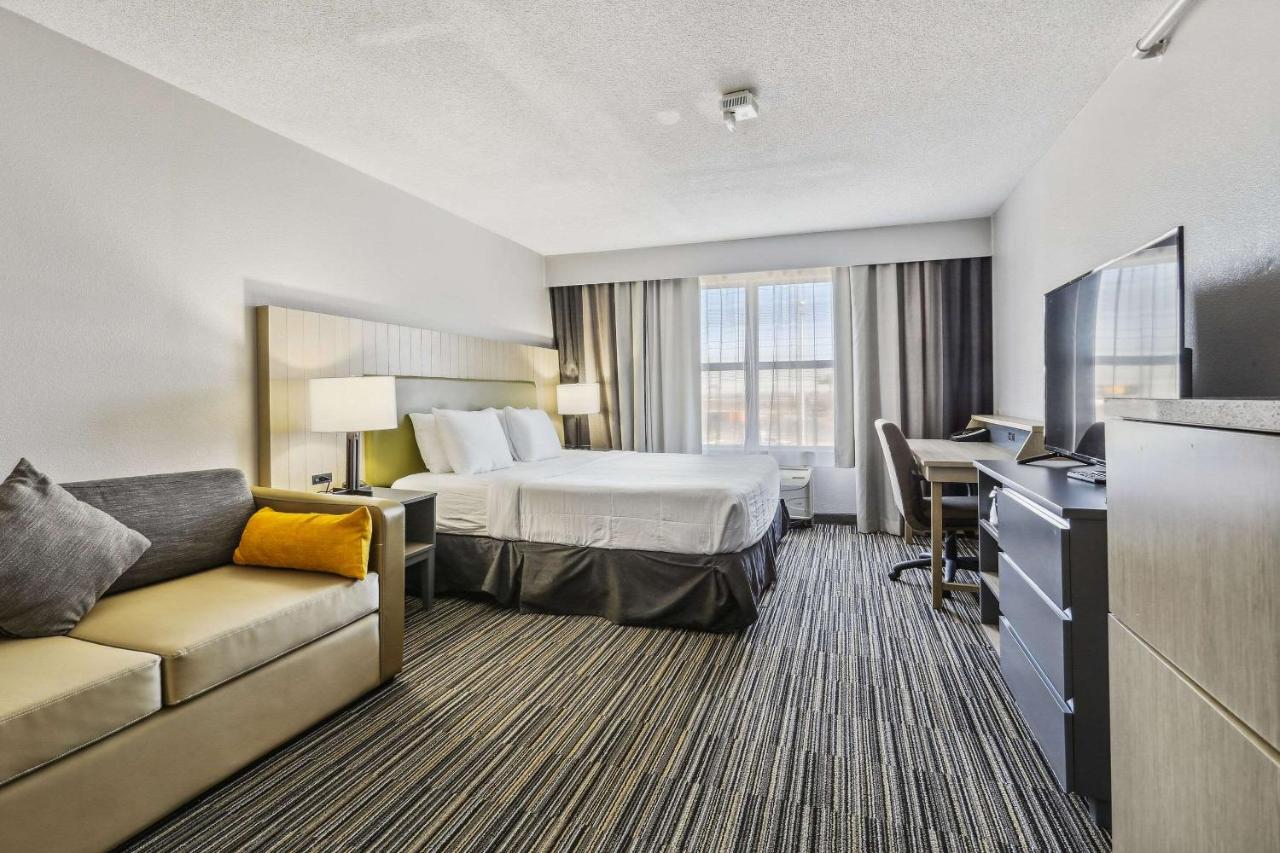 Country Inn & Suites by Radisson, Chicago O\'Hare South, IL , IL 60106 near Ohare International Airport View Point 2