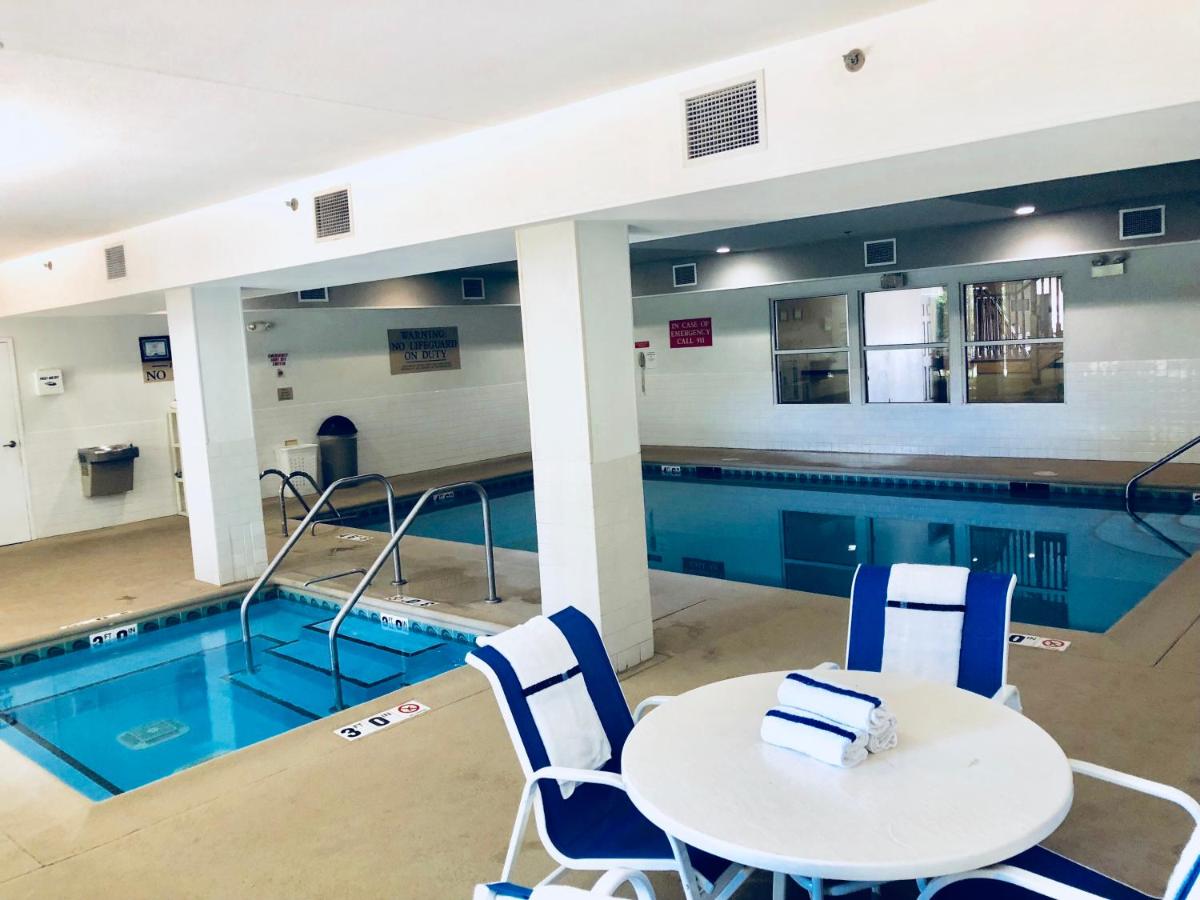 Country Inn & Suites by Radisson, Chicago O\'Hare South, IL , IL 60106 near Ohare International Airport View Point 9