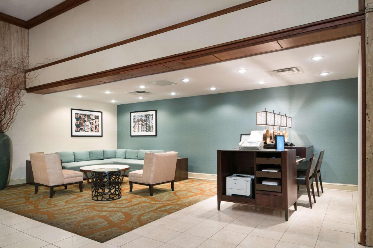 DoubleTree by Hilton Philadelphia Airport , PA 19153 near Philadelphia International Airport View Point 2