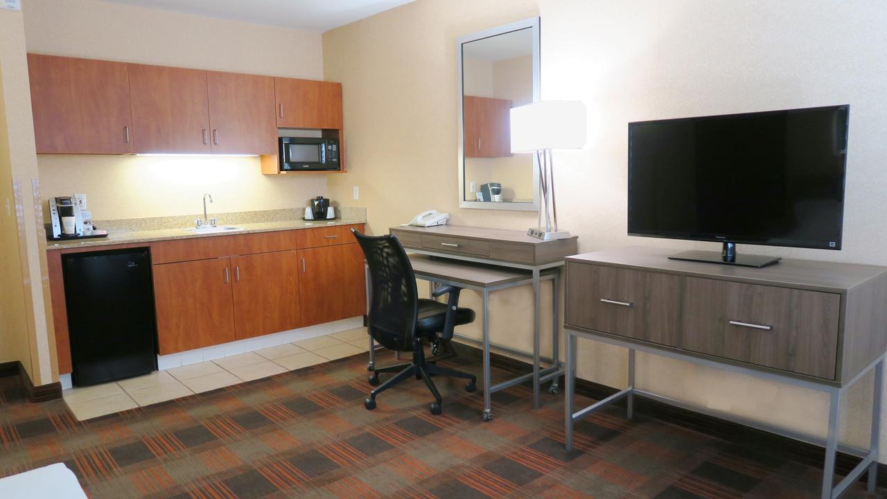 Holiday Inn Elk Grove Village , IL 60007 near Ohare International Airport View Point 4