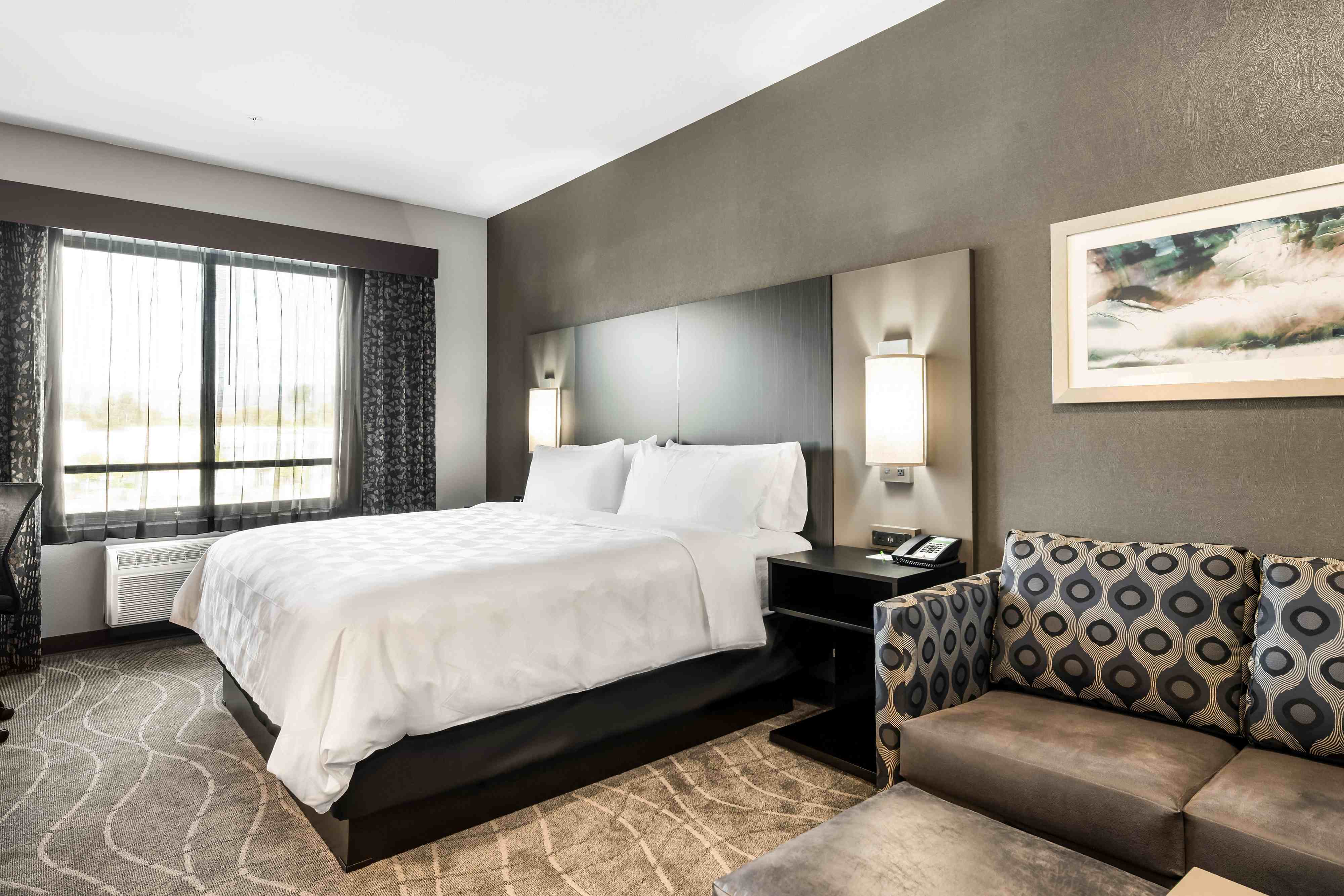 Holiday Inn & Suites Milpitas – Silicon Valley , CA 95035 near Norman Y. Mineta San Jose Intl Airport View Point 4