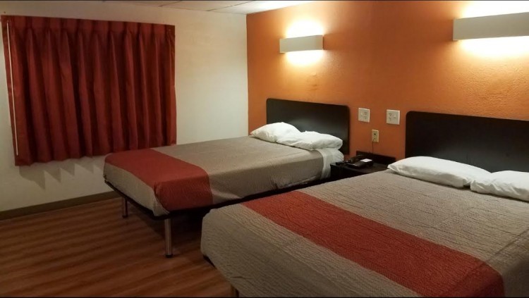 Motel 6 Elizabeth - Newark Liberty Intl Airport , NJ 07201 near Newark Liberty International Airport View Point 4