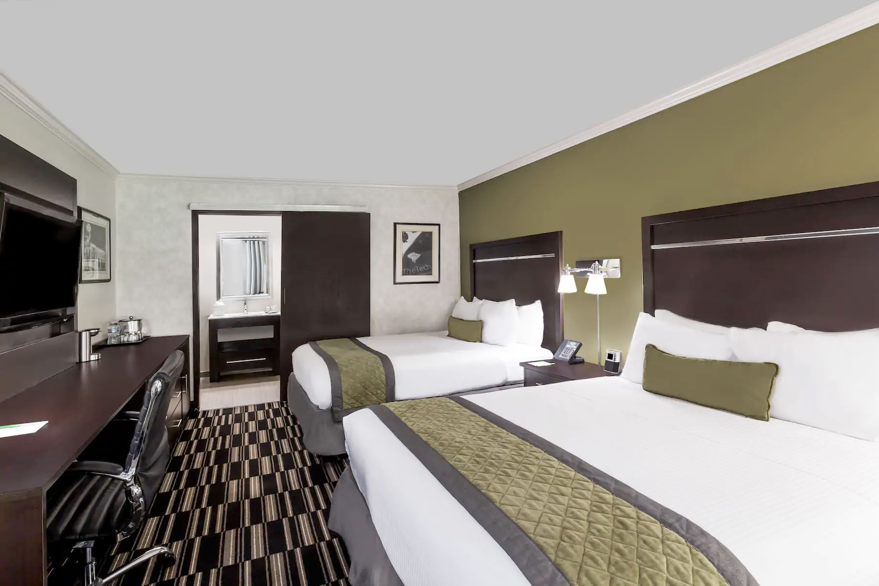 Uptown Oasis San Jose Airport , CA 95112 near Norman Y. Mineta San Jose Intl Airport View Point 4