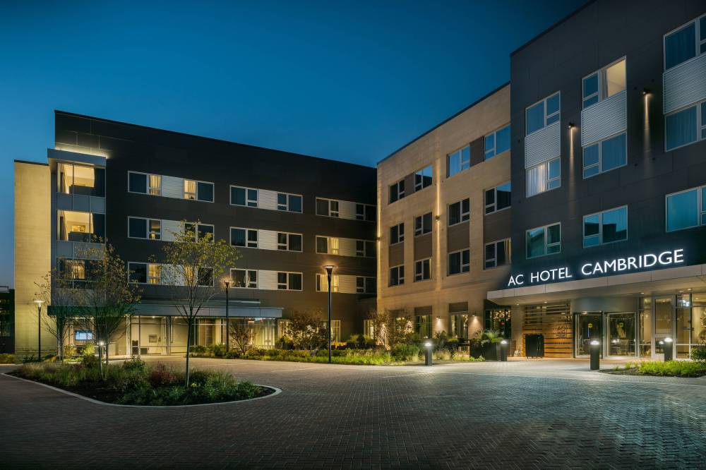 Ac Hotel By Marriott Boston Cambridge 8