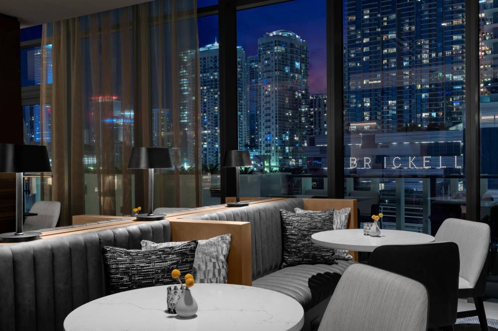 Ac Hotel By Marriott Miami Brickell 10