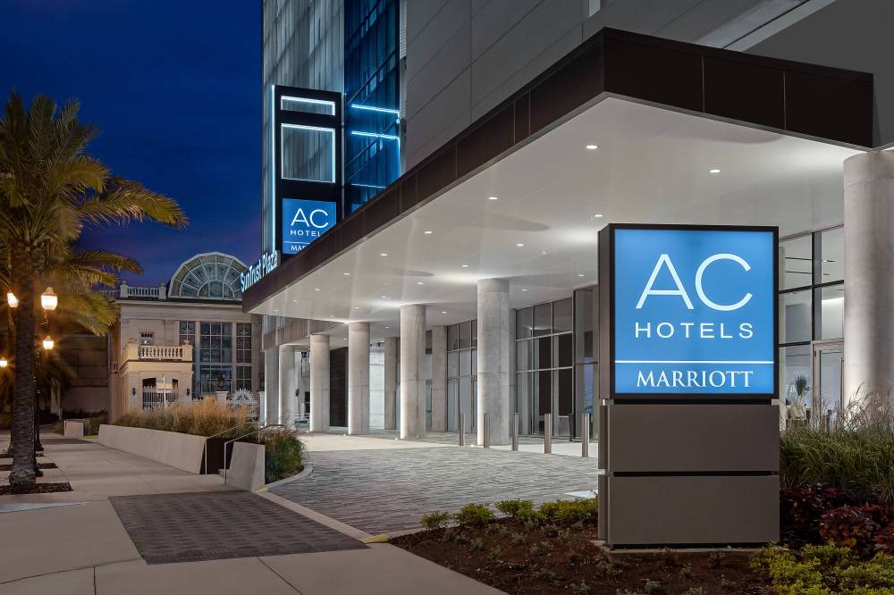 Ac Hotel By Marriott Orlando Downtown 6
