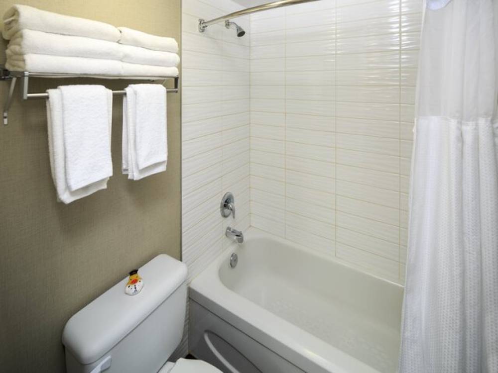 Accent Inns Burnaby 9