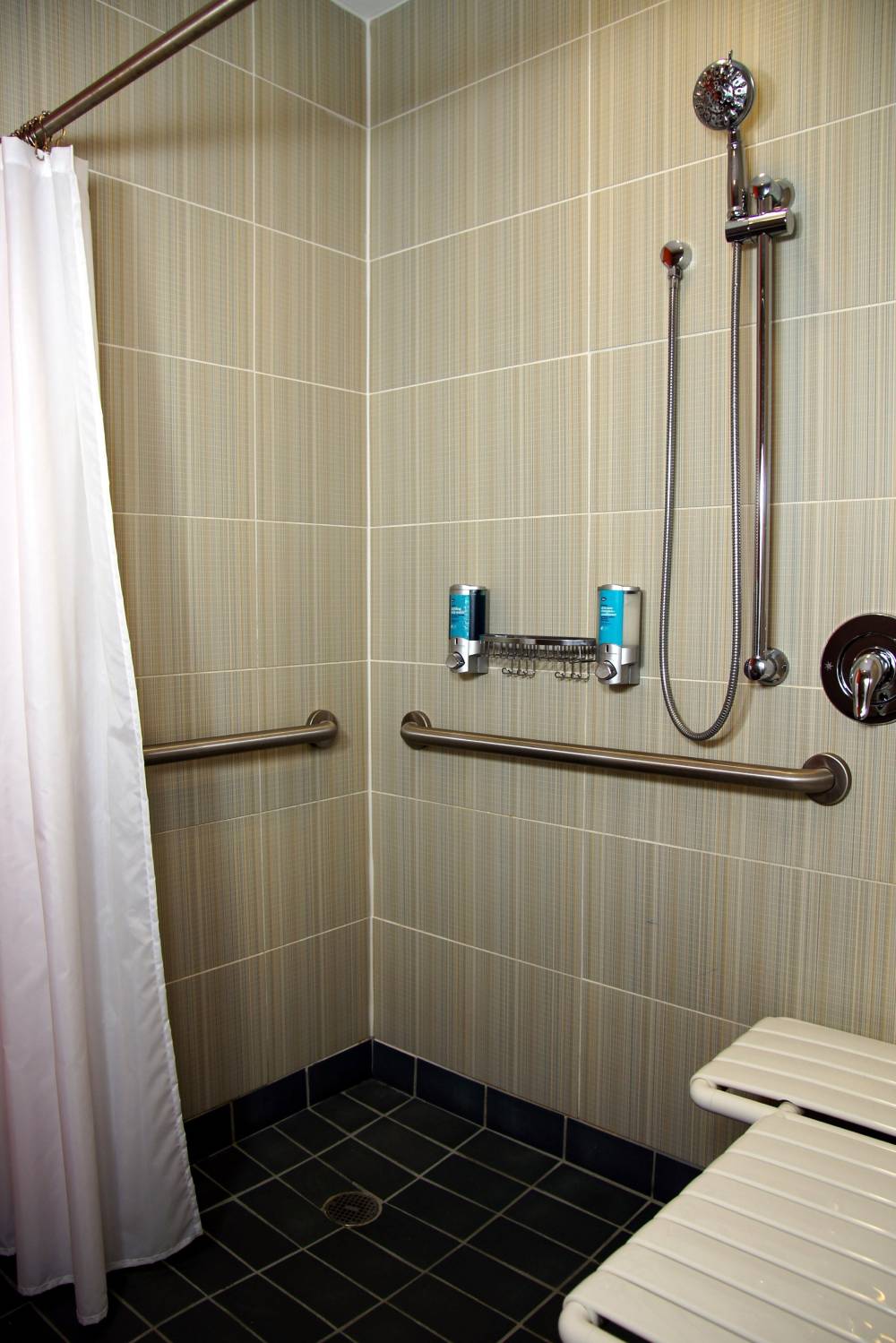 Aloft Chesapeake 3