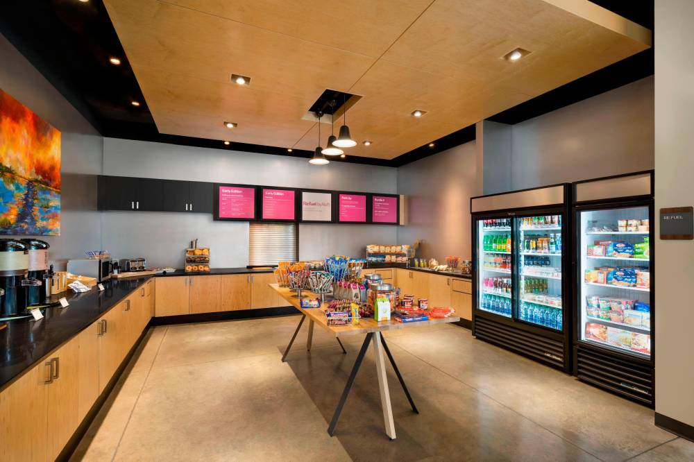 Aloft Columbia Downtown 8
