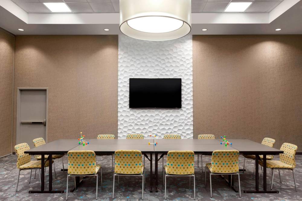 Aloft Jacksonville Tapestry Park 8