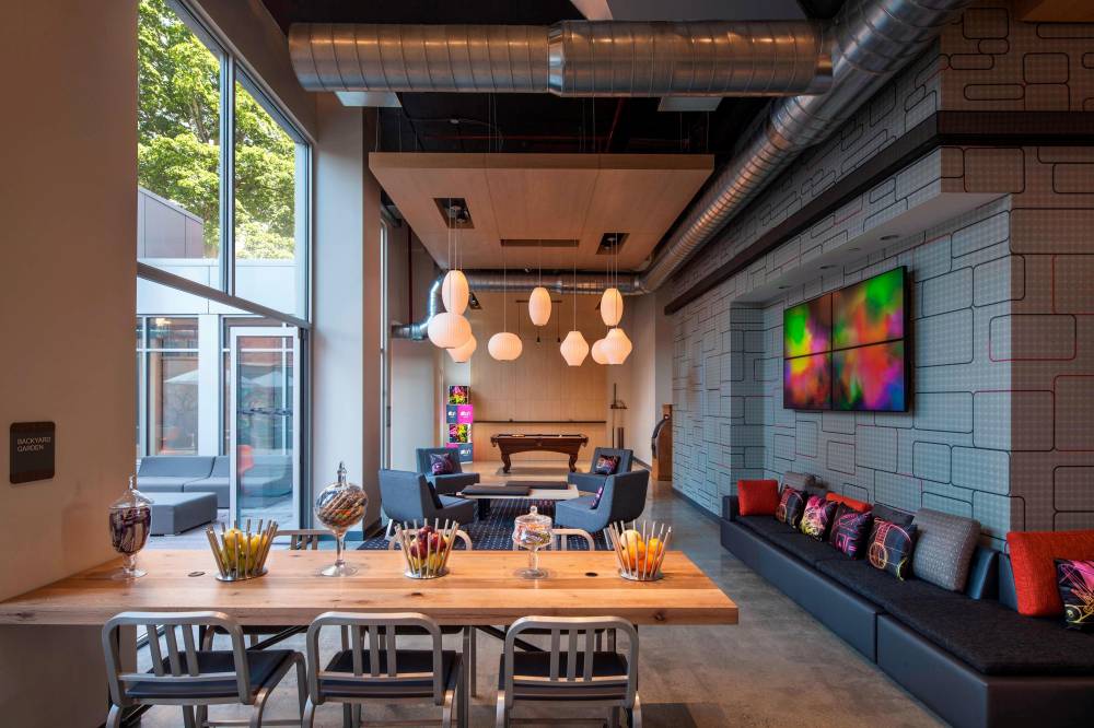 Aloft Long Island City-manhattan View 8