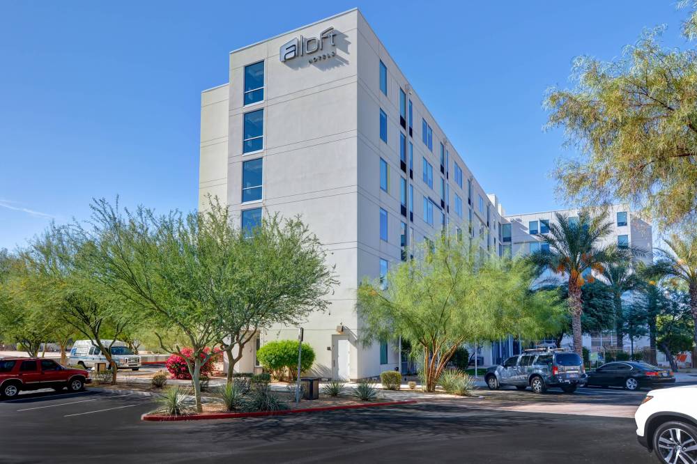 Aloft Phoenix Airport