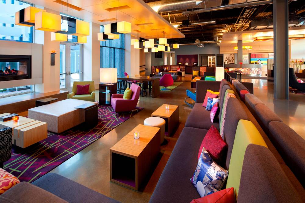 Aloft San Francisco Airport 10