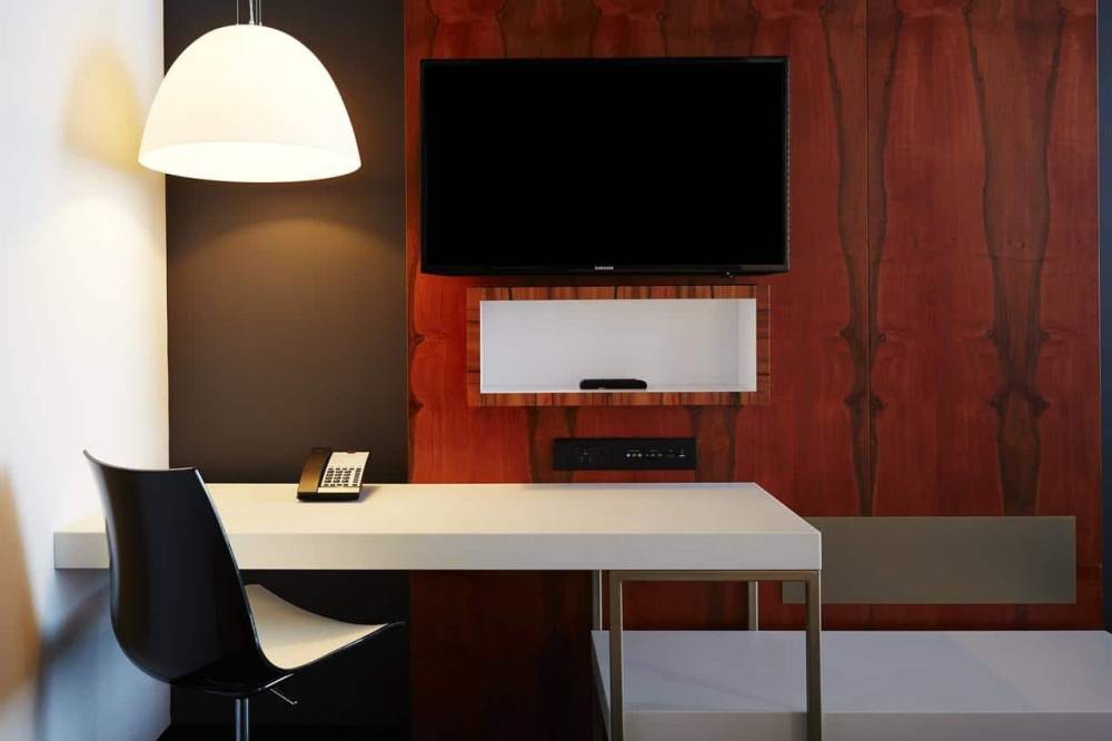 Alt Hotel Montreal 7