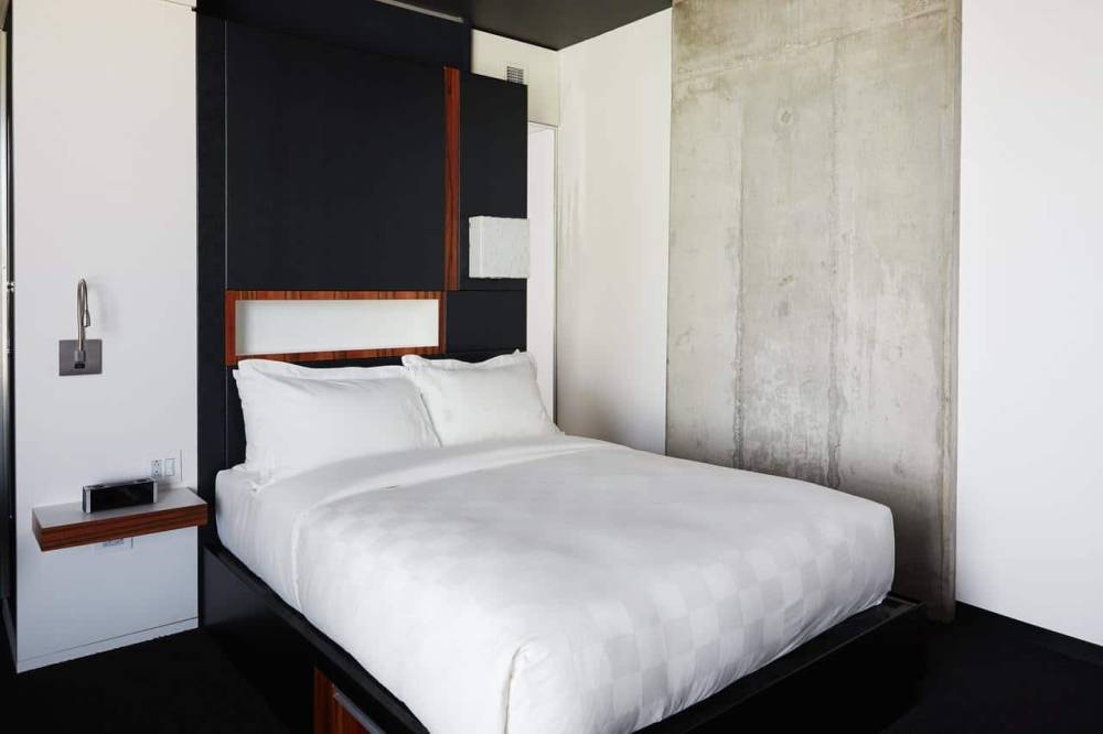 Alt Hotel Montreal 8