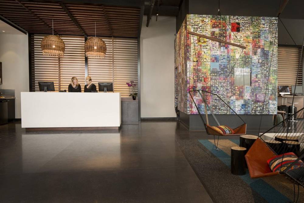 Alt Hotel Montreal 4