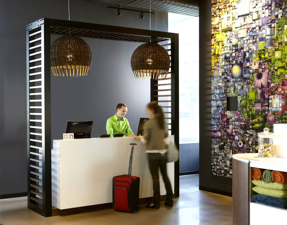 Alt Hotel Toronto Airport 6