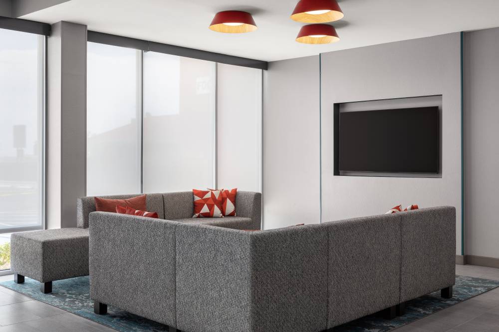 Avid Hotel East By Ihg 6