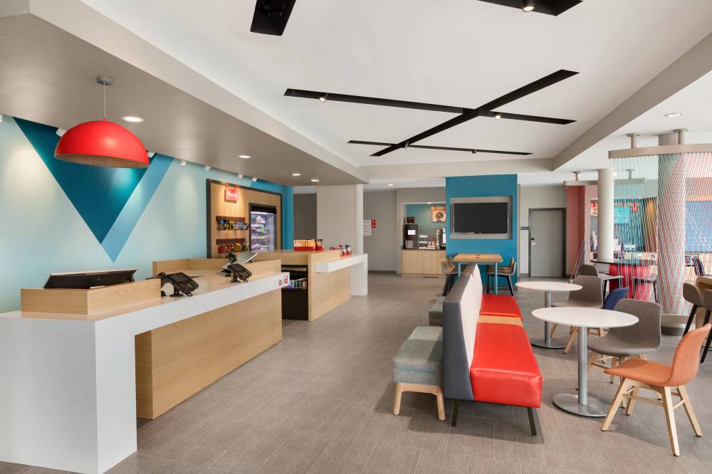 Avid Hotels North By Ihg 4