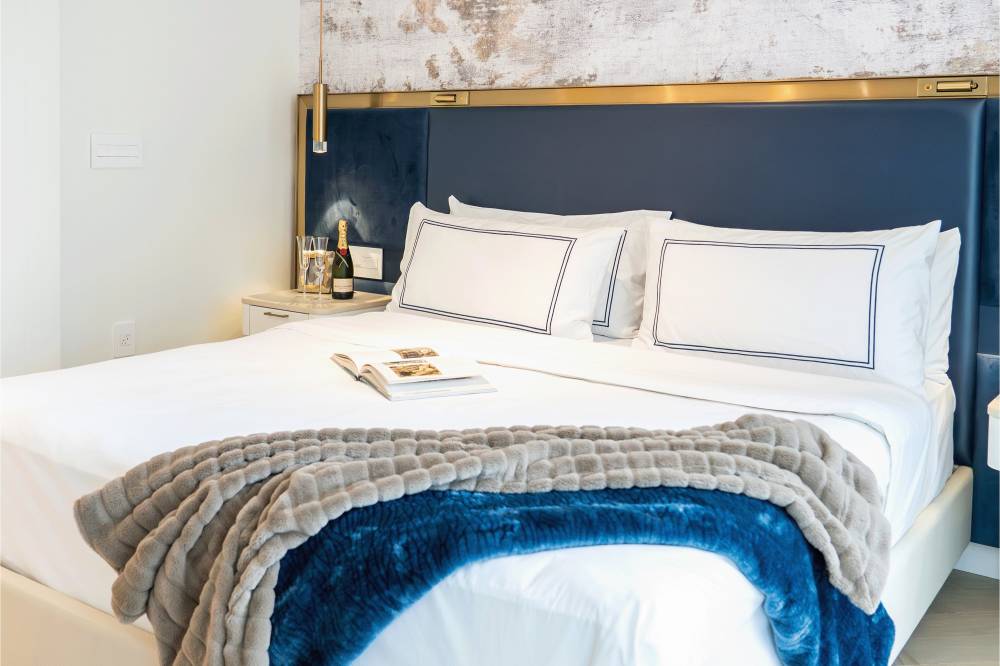 Azur Legacy Collection Hotel 3