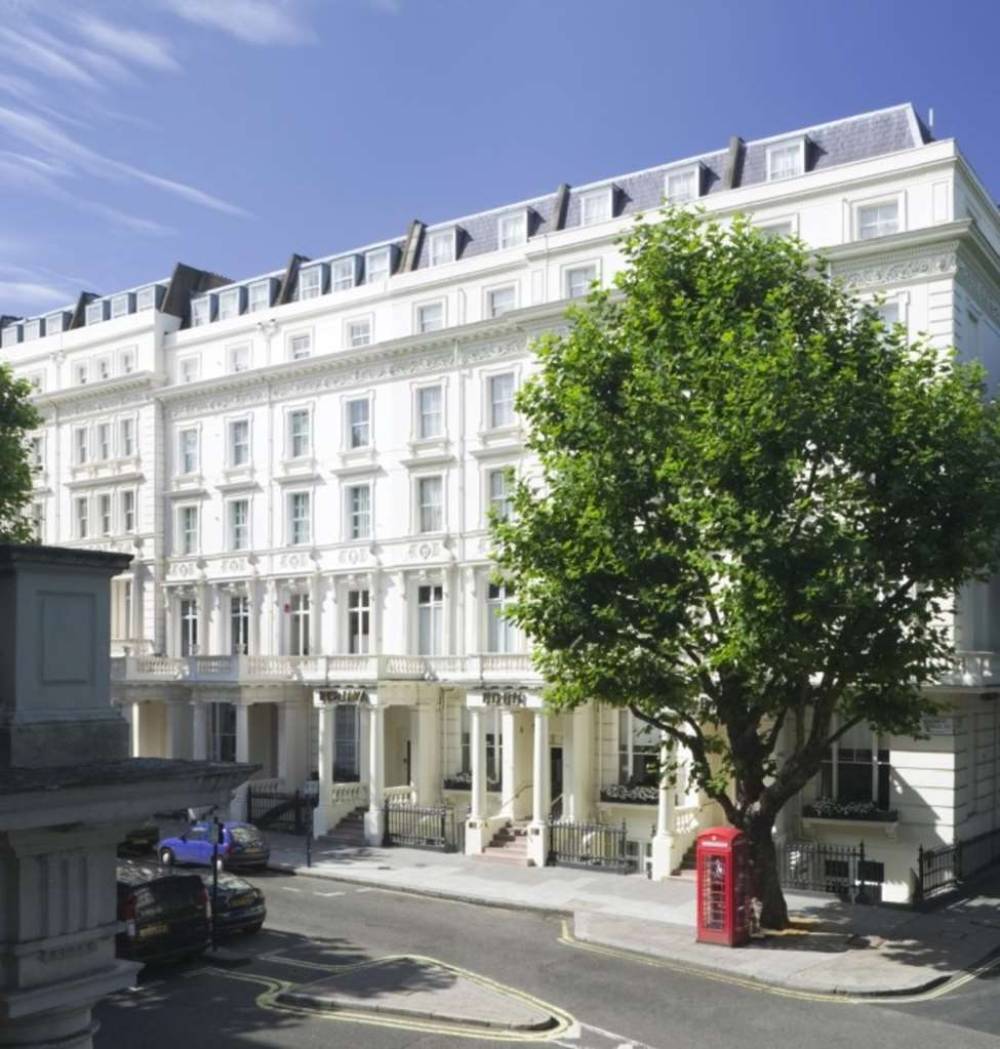 Berjaya Eden Park London Hotel Facade