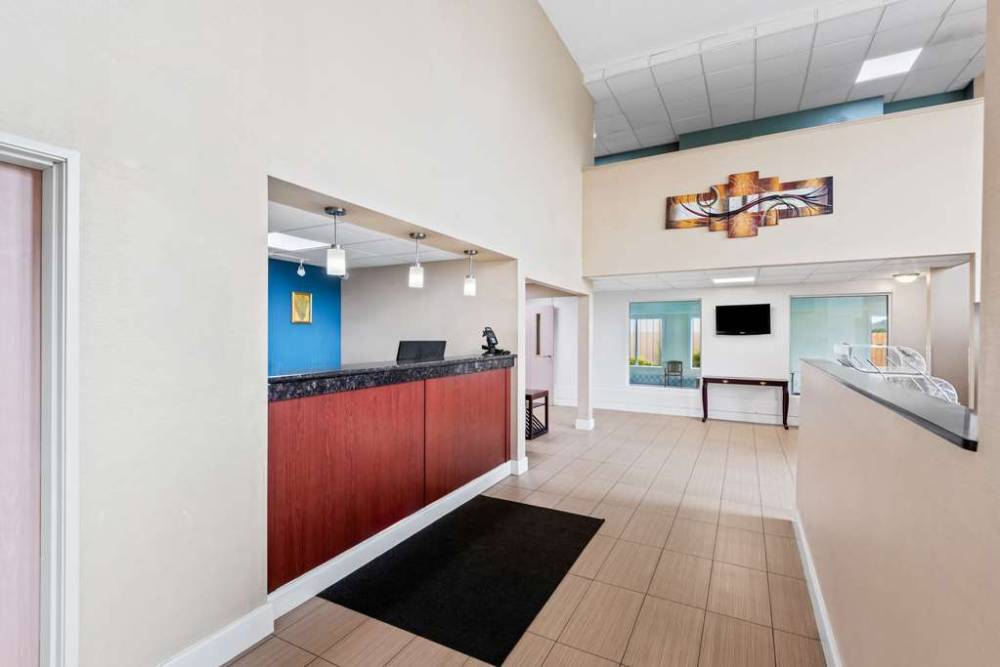 Best Western Airport Inn 5
