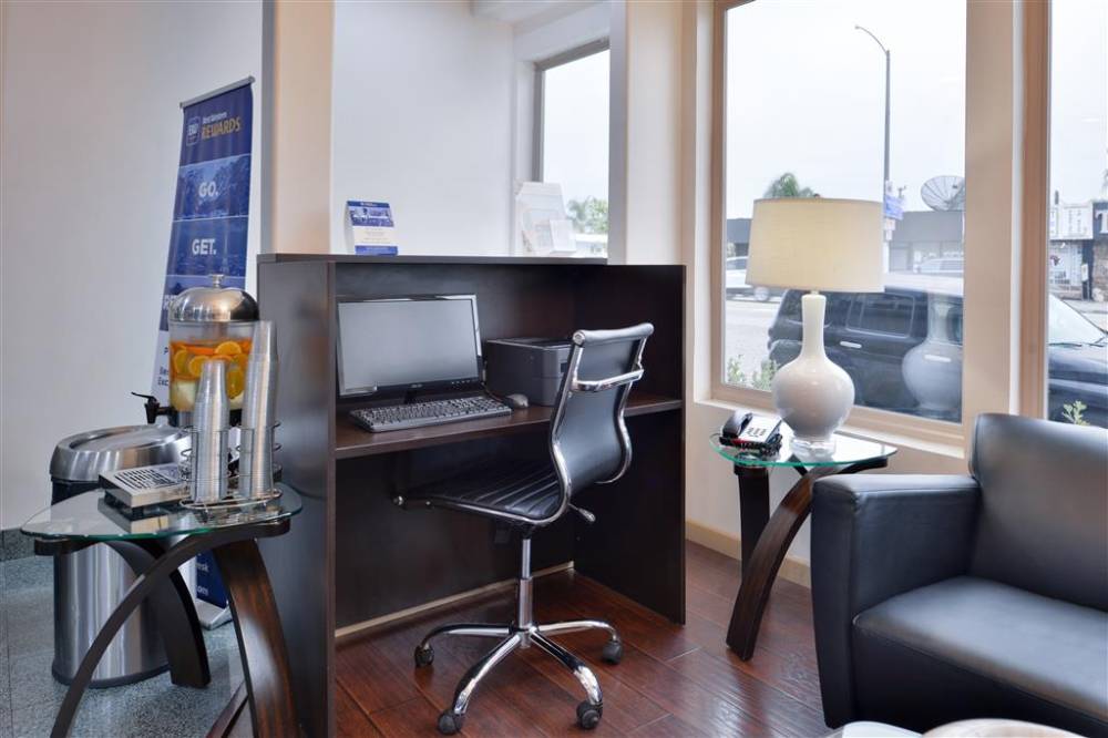 Best Western Airport Plaza Inn Hotel â Los Angeles Lax 4