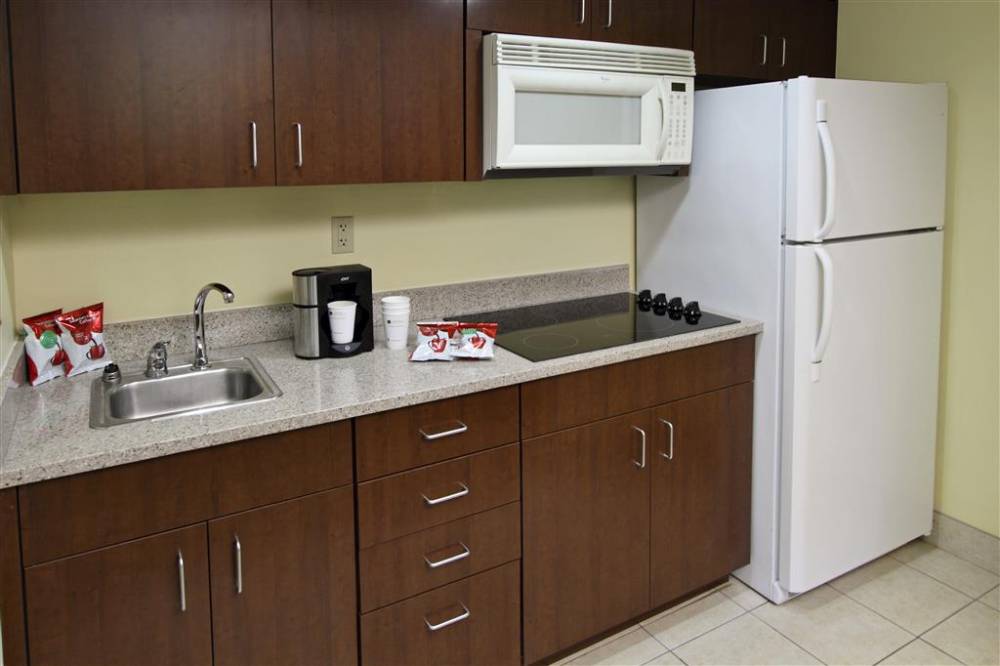 Best Western Cocoa Beach Hotel & Suites 6