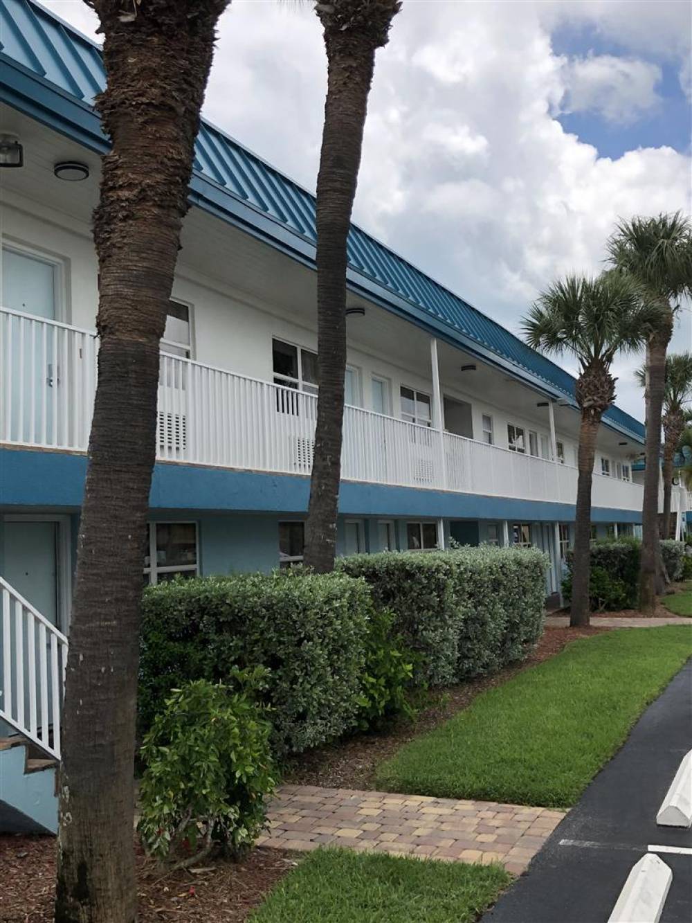 Best Western Cocoa Beach Hotel & Suites 9
