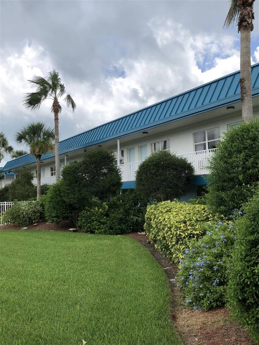 Best Western Cocoa Beach Hotel & Suites 3
