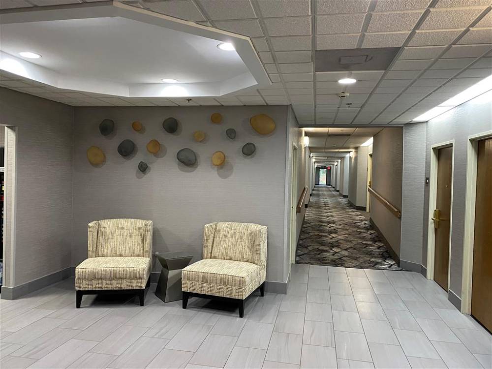Best Western Executive Inn & Suites 2
