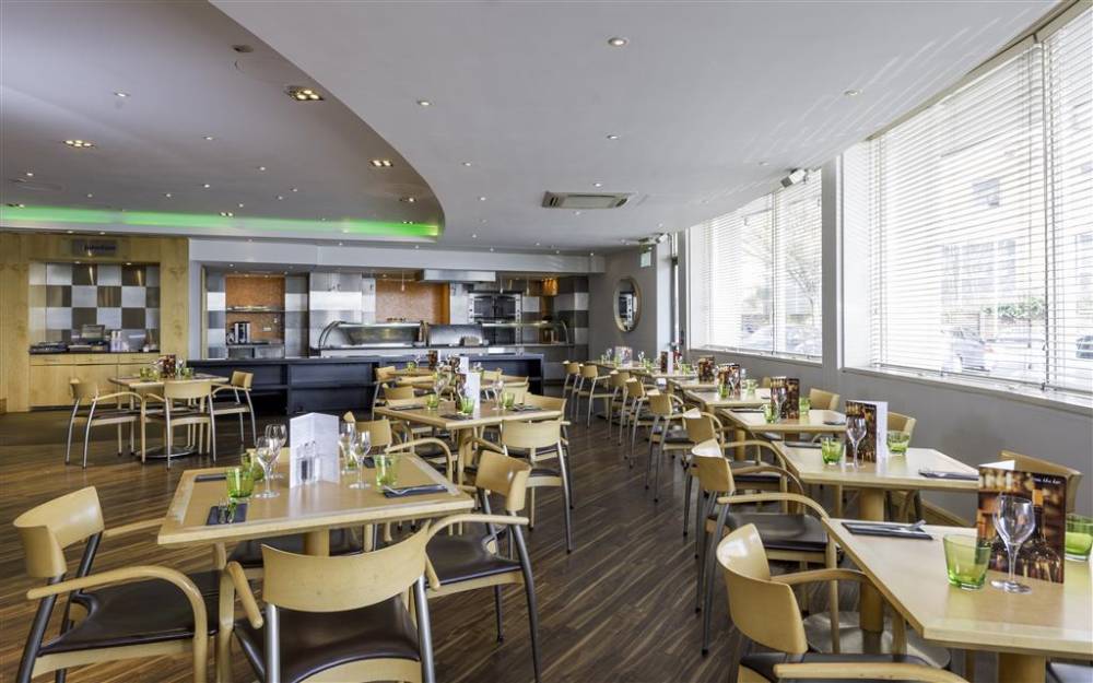 Best Western London Heathrow Ariel Hotel 5