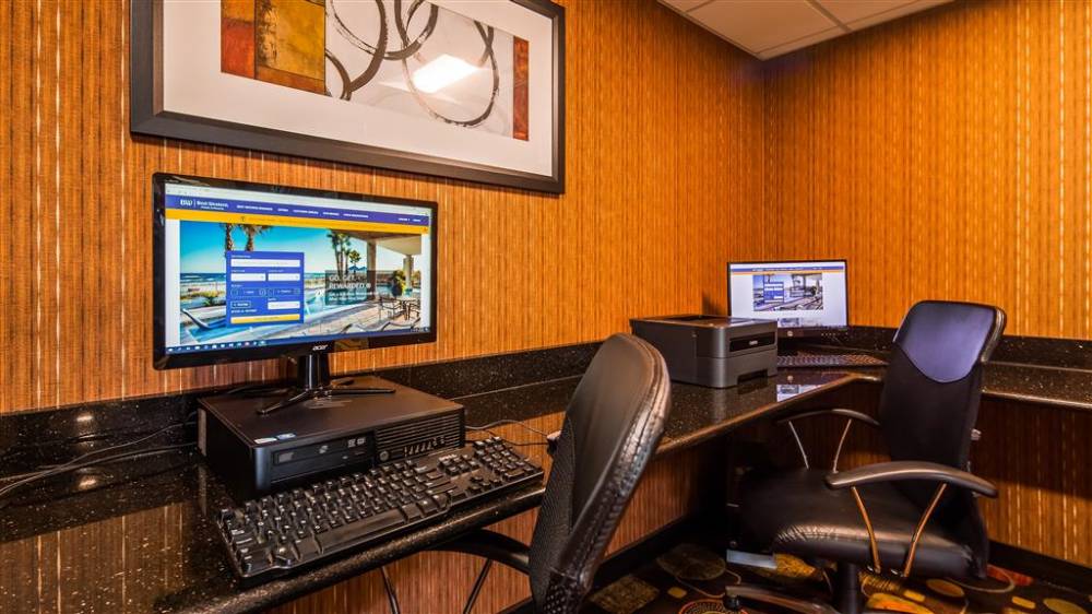 Best Western Luxbury Inn Fort Wayne 6