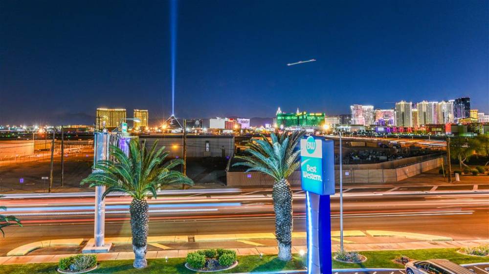 Best Western Mccarran Inn 4